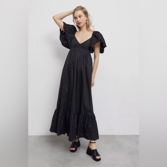 En Saison Dresses & Skirts - En saison urban outfitters ruffle trim maxi dress nwot